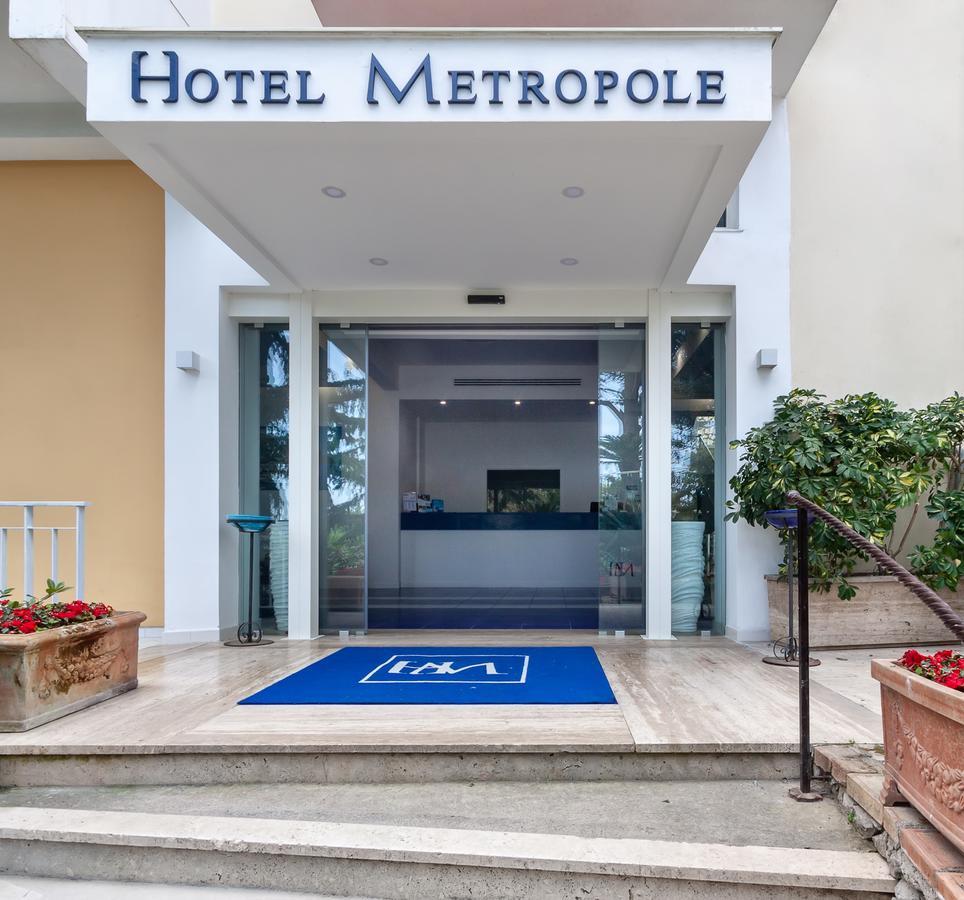 Hotel Metropole Соренто Екстериор снимка